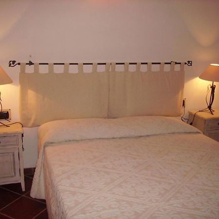 Locanda Tipica Sa Corte Oliena Εξωτερικό φωτογραφία