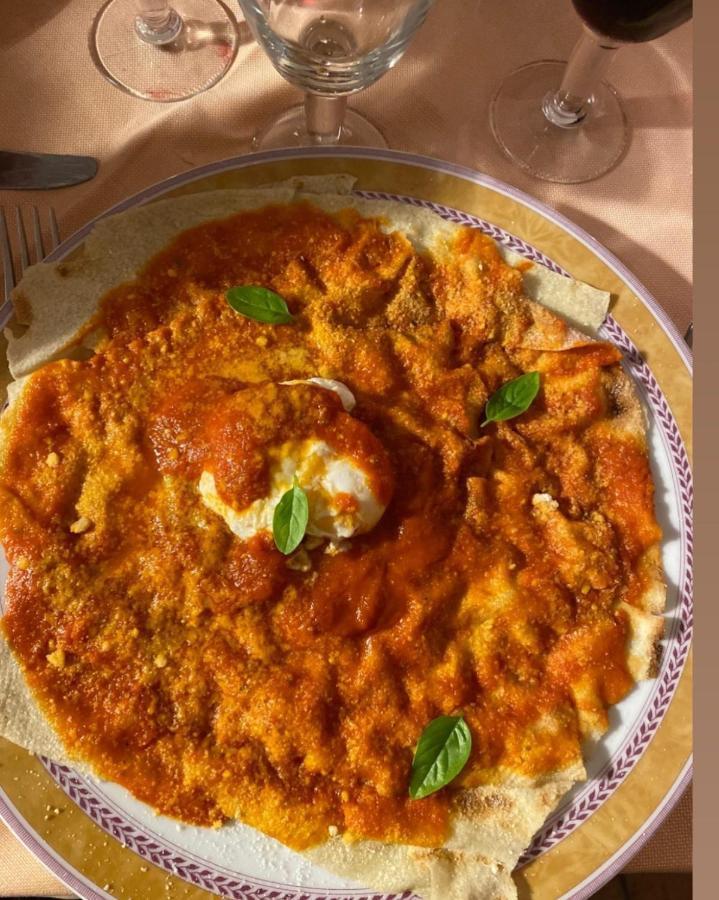 Locanda Tipica Sa Corte Oliena Εξωτερικό φωτογραφία