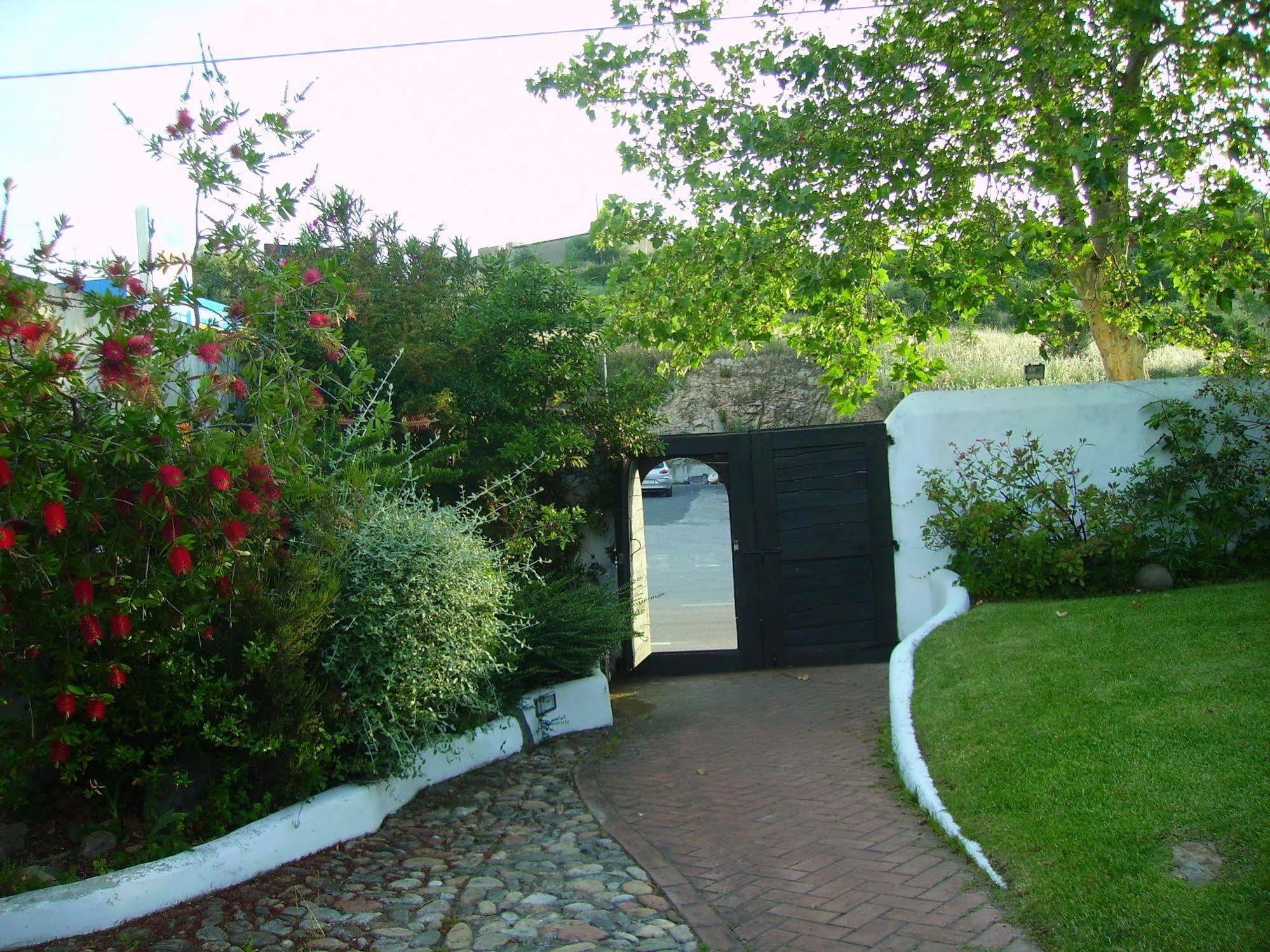 Locanda Tipica Sa Corte Oliena Εξωτερικό φωτογραφία
