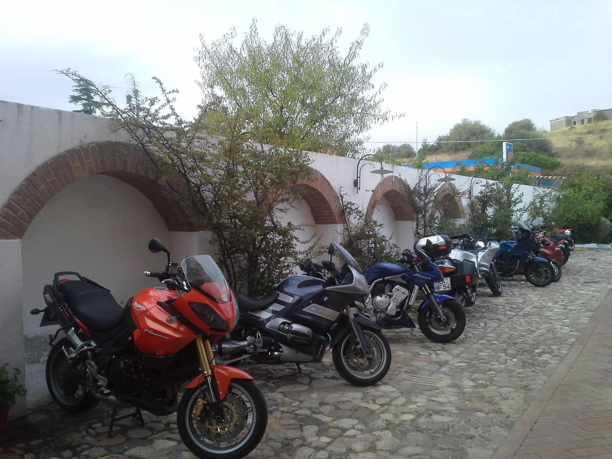 Locanda Tipica Sa Corte Oliena Εξωτερικό φωτογραφία
