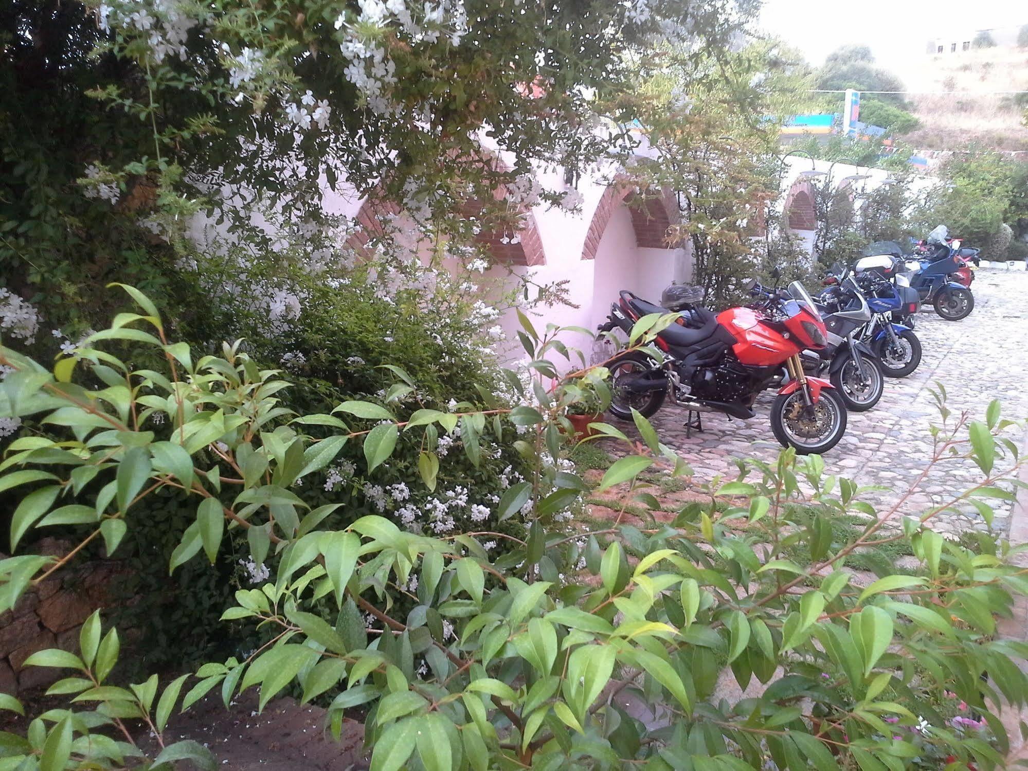 Locanda Tipica Sa Corte Oliena Εξωτερικό φωτογραφία
